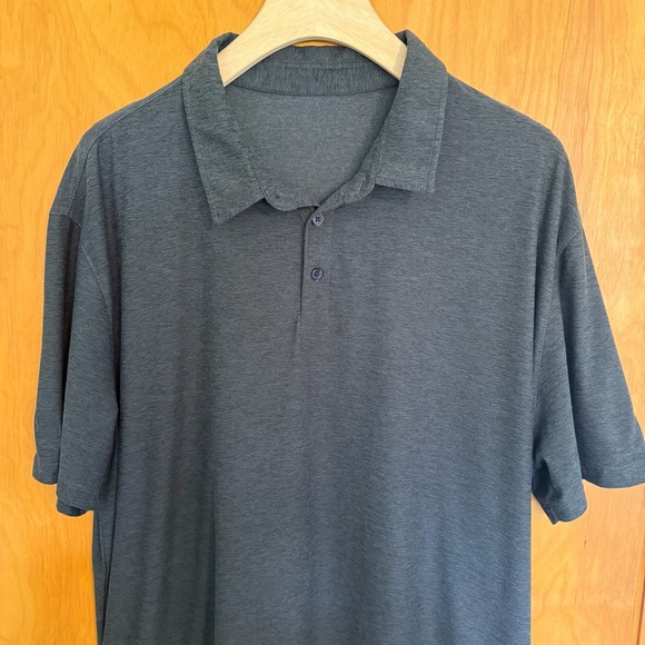 Vuori Strato Tech Polo Shirt Mens XL Gray Performance Stretch Short Sleeve - Picture 4 of 9